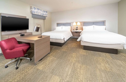 Santa Maria Hotel | Hampton Inn & Suites Santa Maria