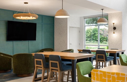 North Natomas Hotel | Hampton Inn & Suites Sacramento-Airport-Natomas