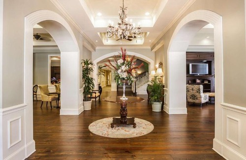 Yamacraw Village Hotel | Hampton Inn & Suites Savannah Historic District