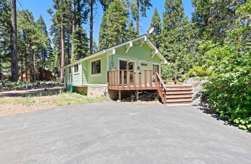 Sierra Cedars House | Happy Bear- Family & Pet Friendly