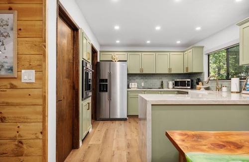 Sierra Cedars Cabin | Happy Pines- Remodeled Family Cabin