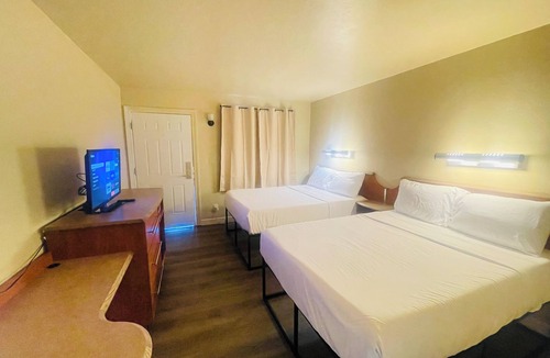Eloy Hotel | Happy Smart Inn I-10 Eloy and Casa Grande