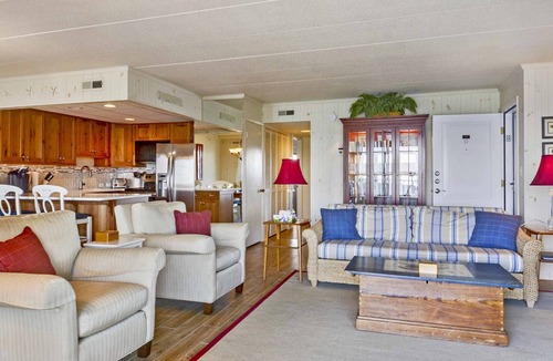 Ocean City Condo | Harbour Island 307L-Baywater 14th St, WIFI, Pool, Elev, W/D, AC