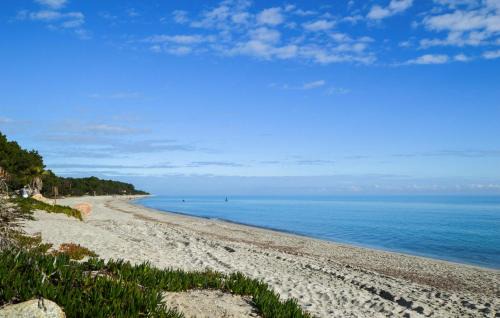 Aleria Apartment | Haut De Villa Proche Mer