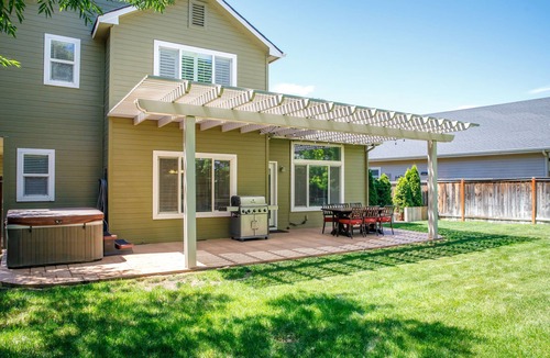 Meridian House | Haven House: Hot Tub, Walking Trails, Private Office