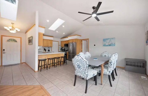 Hayden Lake House | Hayden Lake Retreat with Hot Tub, Boat Slip & Views