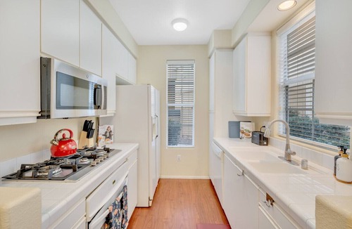 Carmel Valley Apartment | Heart of Carmel Valley 2BR * Families & Corp Stays