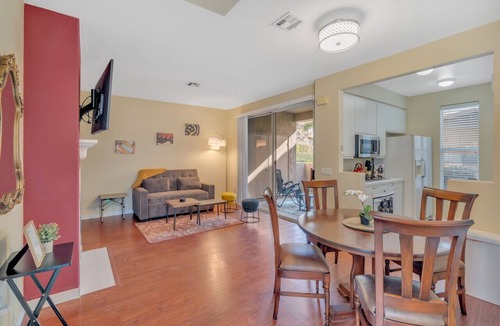 Carmel Valley Apartment | Heart of Carmel Valley 2BR * Families & Corp Stays