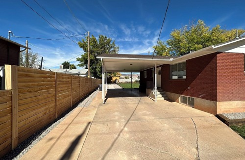 Richfield House | Heart of Richfield, ATVs & Mountain Biking, Spacious Home, Sporting Events