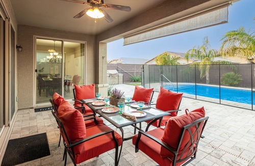 San Tan Valley House | Heated Pool! 2 King Bedrooms Perfect for Sharing! 30 Night min.