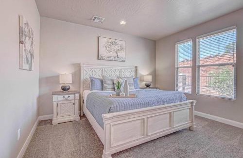 Sienna Hills House | Heated Pool- HotTub - Ping Pong, Foosball, xBox - FastWiFi