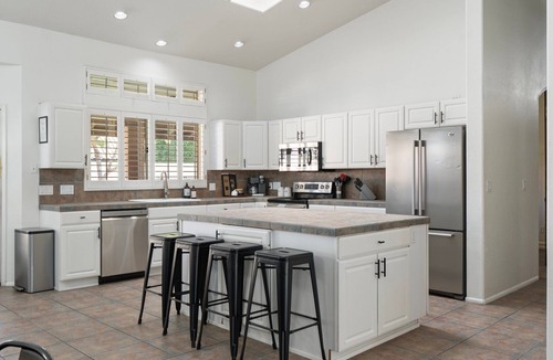 Paradise Park Vista House | Heated Pool & Spa 7BR Scottsdale Retreat Sleeps 20