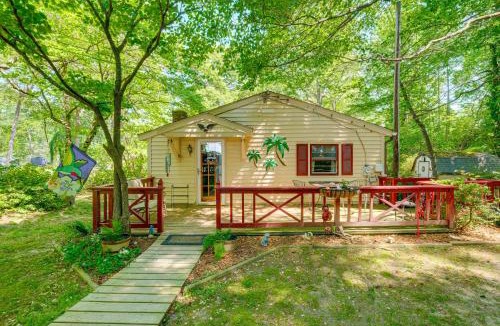 Heathsville House | Heathsville Home w/Sunroom < 10 Mi to Beach!