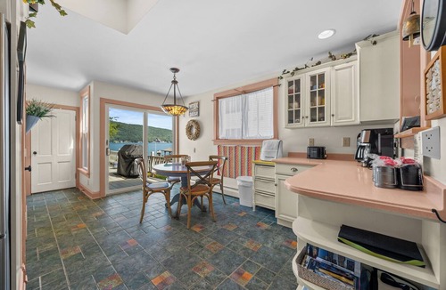 Dundee Cottage | Helvetia House: Historical Lake Home on Keuka Lake Wine Trail!