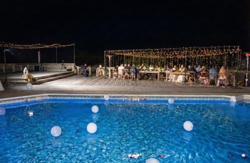 Corolla House | Hemingway Estate No Resort Fee Sleeps 32 Events Welcome