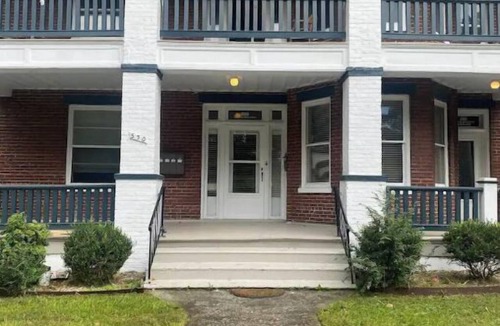 Old Southwest Apartment | Highland Park Place: Historic Two Bedroom Apt!