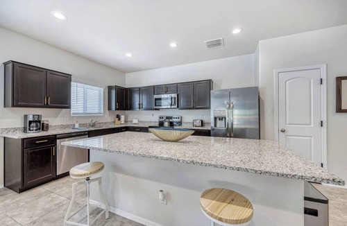 Maricopa House | Highly rated Fully Furnished home in Maricopa!