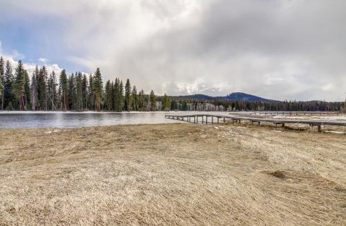 Seeley Lake House | Hike, Bike & Boat: Cabin w/Dock on Seeley Lake!