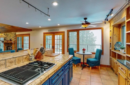 Hayden View Estates House | Hilltop Lodge on Hayden Lake | Expansive deck & private dock with stunning views