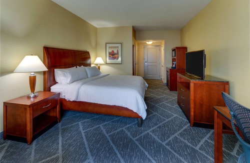 West Newton Hotel | Hilton Garden Inn Indianapolis Airport