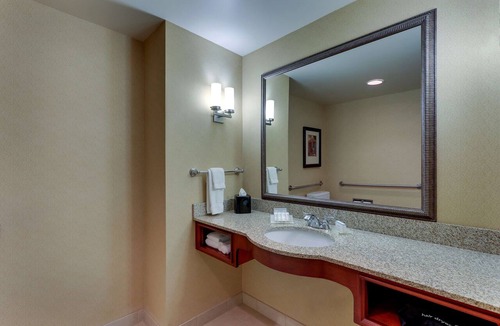 West Newton Hotel | Hilton Garden Inn Indianapolis Airport