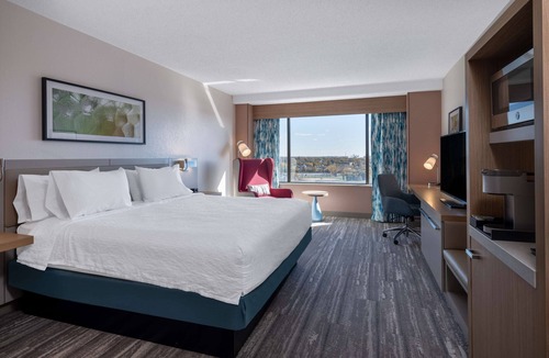 Downtown Toledo Hotel | Hilton Garden Inn Toledo Downtown