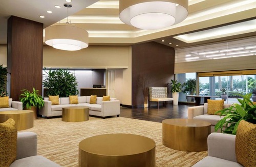 Melbourne Hotel | Hilton Melbourne, FL