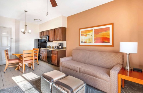 Palo Verde Hotel | Hilton Vacation Club Varsity Club Tucson