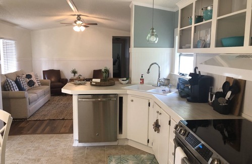 Burton House | Historic Beaufort, SC Near Parris Island, 4 Bed/2 Bath, Sleeps 7