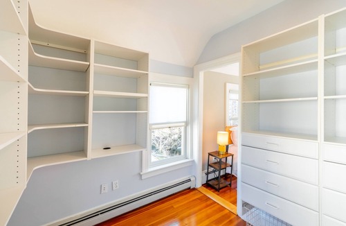 College Hill House | Historic Carriage House Next to Brown/RISD with Free Parking!