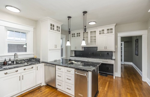 Lexington House | Historic, spacious home in Chevy Chase, perfect for big families! By downtown&UK