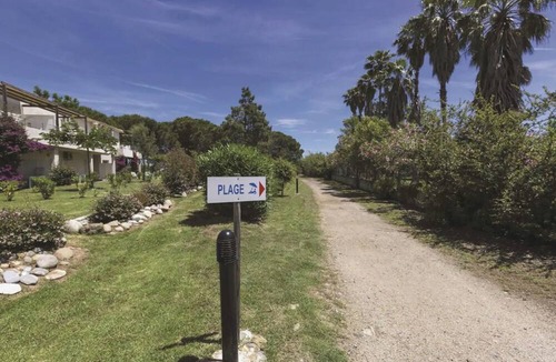 Poggio-Mezzana Apartment | Holiday Apartment "Poggio Mezzana" with Sea View, Shared Pool & A/C
