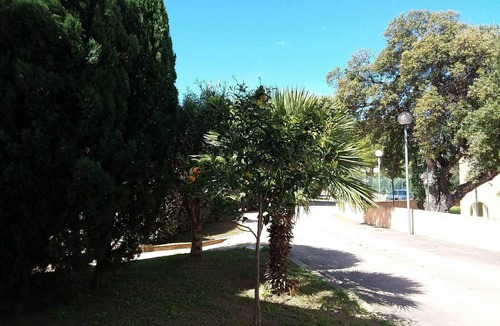 Bravone House | Holiday Home 'Apartment Les Jardins De La Mer' with Shared Pool, Wi-Fi and Air Conditioning
