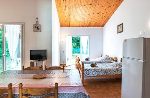 Sagone House | Holiday Home La Pinède- bungalow 6 pers- by Interhome