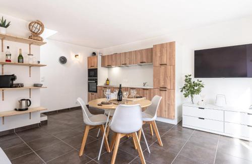Porto-Vecchio House | Holiday Home Mela by Interhome