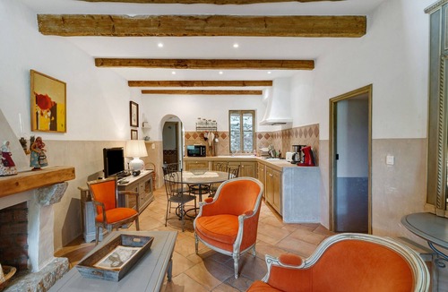 Porto-Vecchio House | Holiday Home 'Missia' with Mountain View, Wi-Fi and Air Conditioning