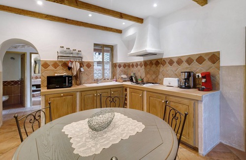 Porto-Vecchio House | Holiday Home 'Missia' with Mountain View, Wi-Fi and Air Conditioning