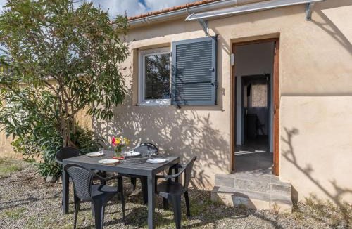 Sari-Solenzara House | Holiday Home Mustella by Interhome