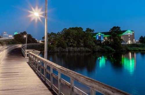 Kent Narrows Resort | Holiday Inn Express Annapolis East-Kent Island by IHG