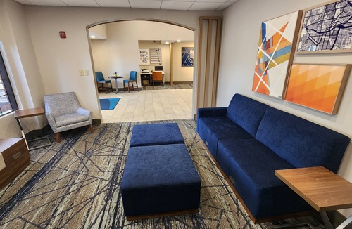 Fredericksburg Hotel | Holiday Inn Express Fredericksburg Southpoint by IHG