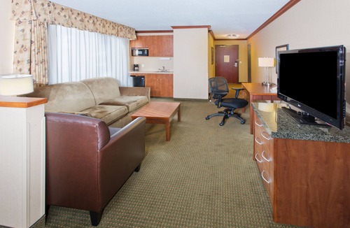 Uptown Hotel | Holiday Inn Express Hotel & Suites Portland-NW Downtown by IHG