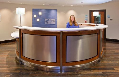 Fishers Hotel | Holiday Inn Express Indianapolis - Fishers by IHG