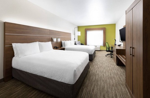 Oakhurst Hotel | Holiday Inn Express & Suites Oakhurst - Yosemite Park Area by IHG