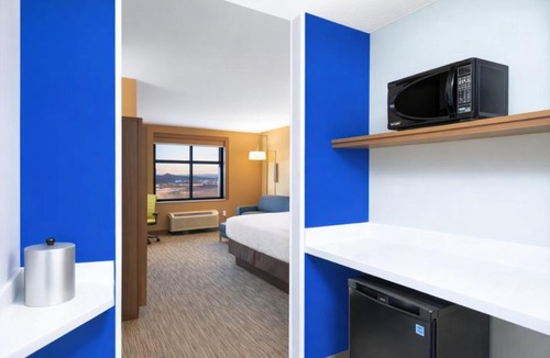 Washington Hotel | Holiday Inn Express & Suites St George North - Zion