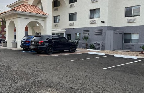 Mesa Hotel | Holiday Inn Express & Suites Phoenix - Mesa West by IHG
