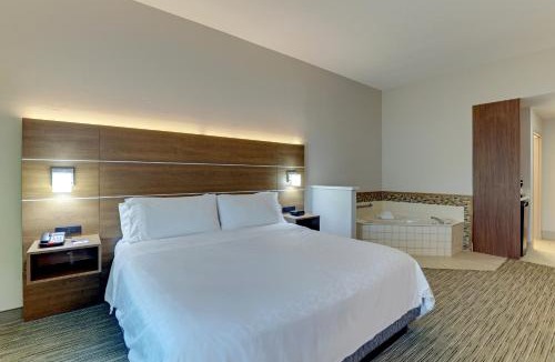 Campbellsville Hotel | Holiday Inn Express Campbellsville by IHG