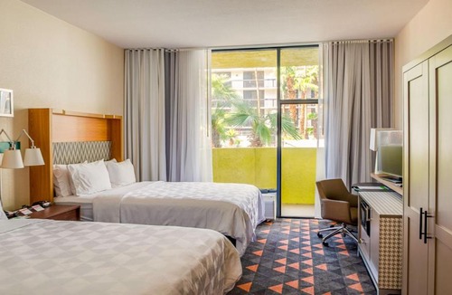 Mesa Hotel | Holiday Inn Phoenix-Mesa Chandler by IHG