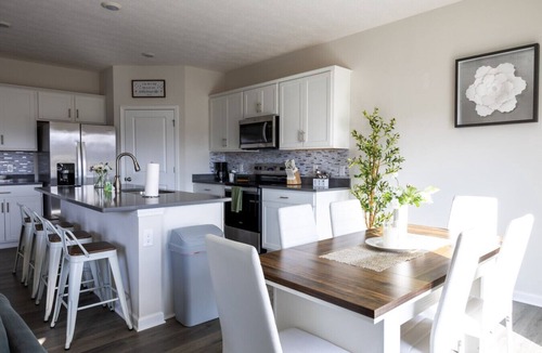 Oxford House | Holistic Campus Rental, LLC - Two Bedrooms Stay in Shared Home with Shared Kitchen