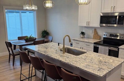 Sugar City House | "Home away from Home." Custom, 3-bedroom, 2 bath home.
