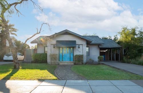 Coronado House | Home in the Historic Coronado District 2bed,1 bath